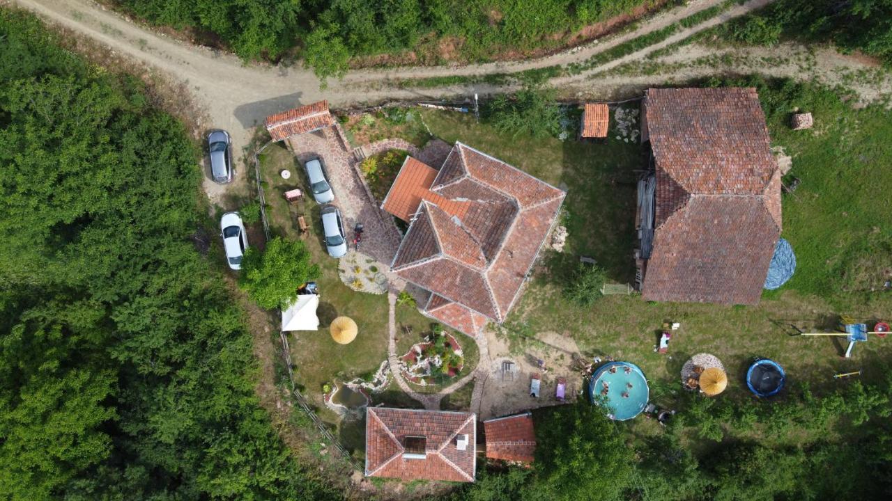 Seosko Domacinstvo „Gabar” Villa Custica Kültér fotó